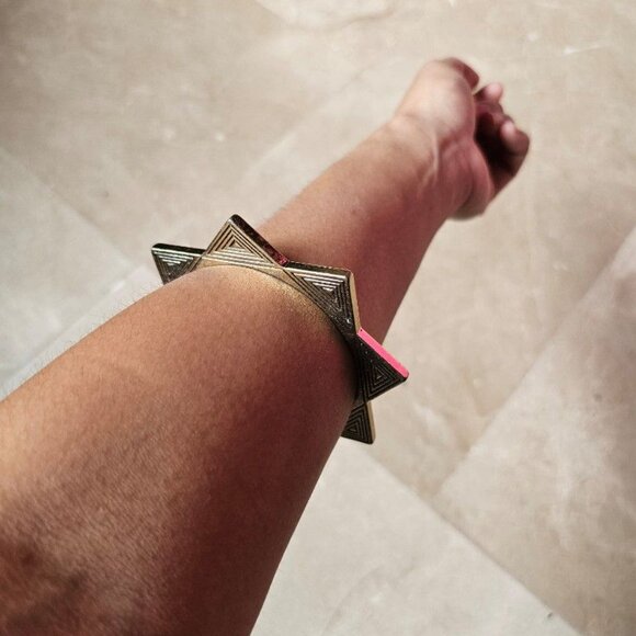 Forever 21 Gold Tone Boho Gypsy Chic Triangle Bangle Bracelets Lot of 3 - Picture 5 of 6